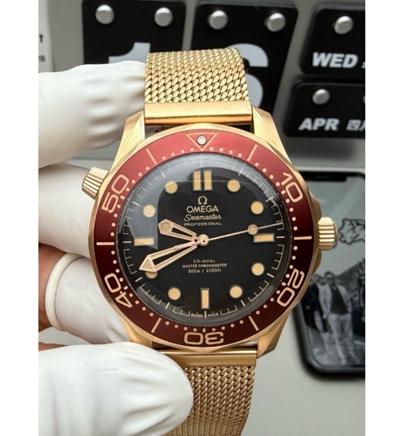 Seamaster 300M Diver Bronze Gold VSF 1:1 Best Edition Black Dial on Mesh Bracelet SA8806 Super Clone V4
