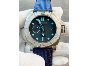 PAM985 Mike Horn Submersible VSF 1:1 Best Edition Black Dial on Blue Nylon Strap P.9010 Clone